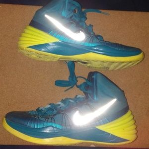 hyperdunk Size 7.5